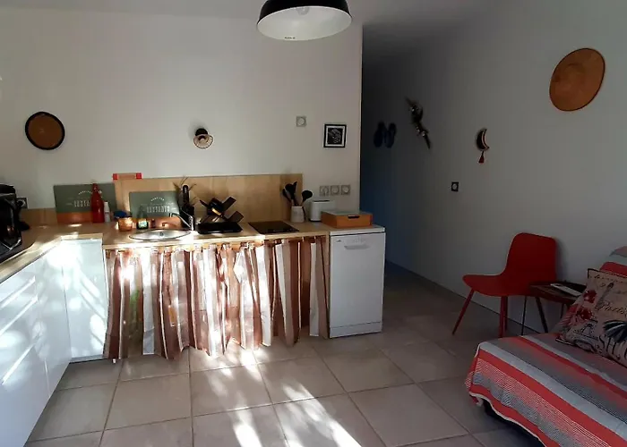 G Bobola Cigale Et Fourmi La Tour-sur-Orb